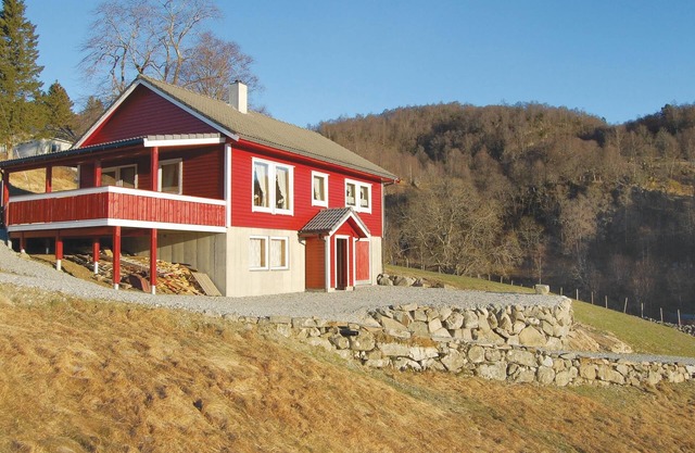 Acogedora casa en Matre con cocina
