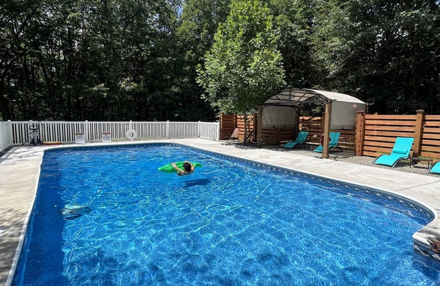 Cozy house for hiking/ skiing/ swimming/ summer or fall