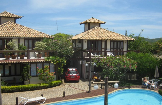 Acogedora casa en una comunidad cerrada con 3 suites.