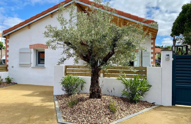 Gîte neuf à 300m de la plage avec bain nordique, parking et bornes électriques