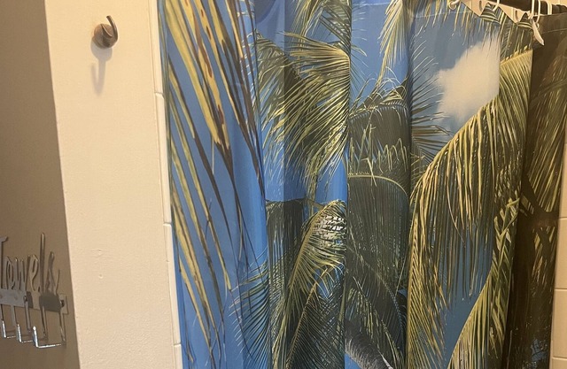 cozy quiet studio only 20 min away from all theme parks