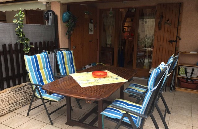 Acogedor alojamiento con terraza para 4 pers, cerca del lago Esparron