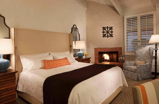 Cozy Room Perfect for Romantic Getaways w/ Spa Access and Mountain Views