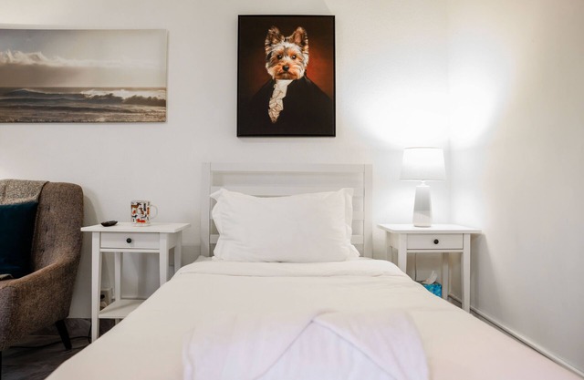 Cozy Studio / Fast WiFi /10 Minutes from Beach