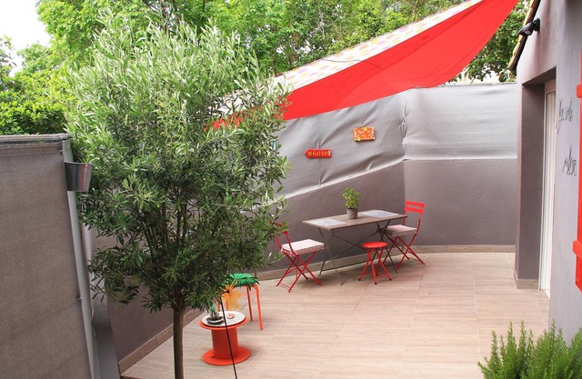 Acogedor estudio, nuevo para 2 personas con terraza privada.