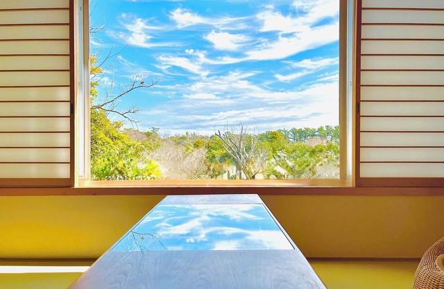 Villa acogedora con aguas termales, estrellas y vistas. A 7 minutos a pie del puente colgante con magníficas vistas.