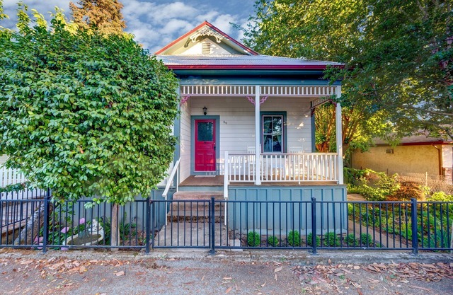 Creekside Home en el histórico Sutter Creek