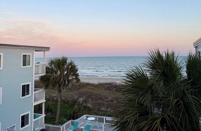 Crescent Beach Gem 2-bedroom 2-Bath condo — North Myrtle Beach