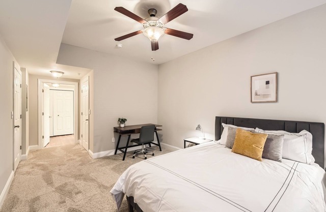 Crest at Midtown 4209 l 1 Bedroom 1 Bathroom