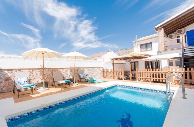 Cubo's Casa El Torcal / piscina privada / alta privacidad