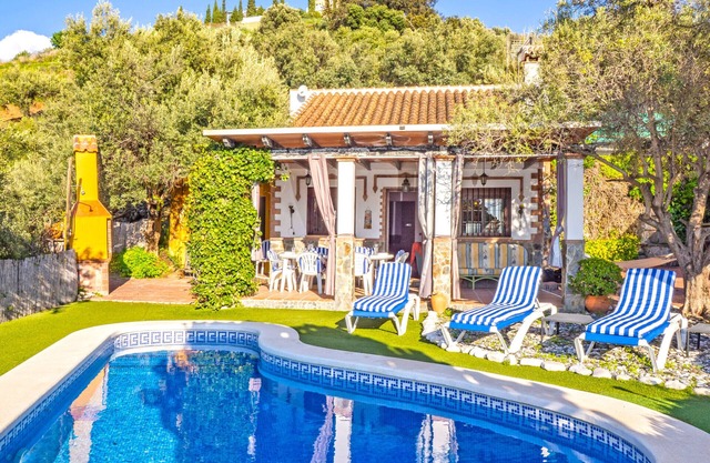 Cubo's Casa Rural Los Cerezos / piscina privada / rural / wifi gratis