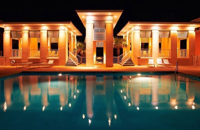 CUSTOM GULF FRONT HOME, CUSTOM TODO DENTRO Y FUERA WiFi GRATUITO