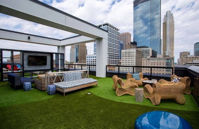 CW | Studio | Sky Lounge | Rooftop Pool | Gym | K