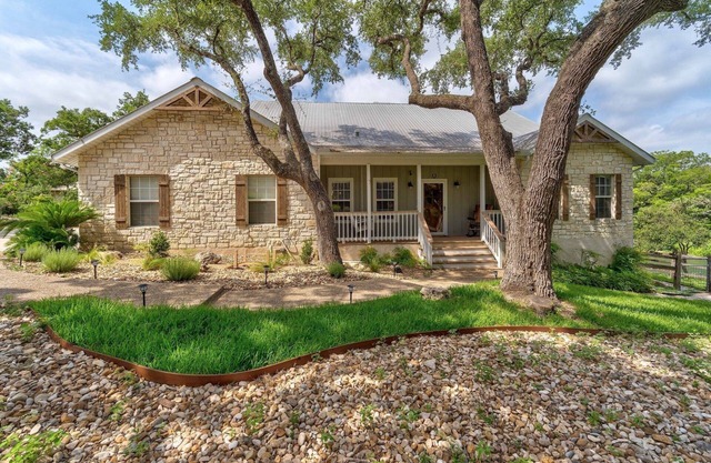 Cypress Dream - Hill Country Escape Overlooking the Tranquil Cypress Creek!