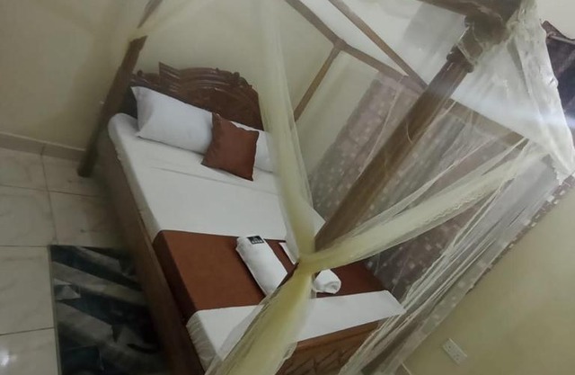 DAVE B$B ACCOMMODATIONS APARTMENTS