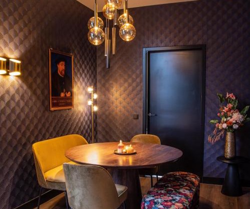 De Nassau - In de winkelstraat