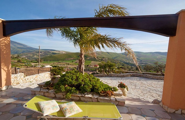 Villa delicioso para los amantes de la naturaleza, el arte, la comodidad, el mar y relajarse.