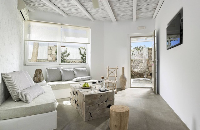 Delmar Apartments & Suites - Delmar Collection