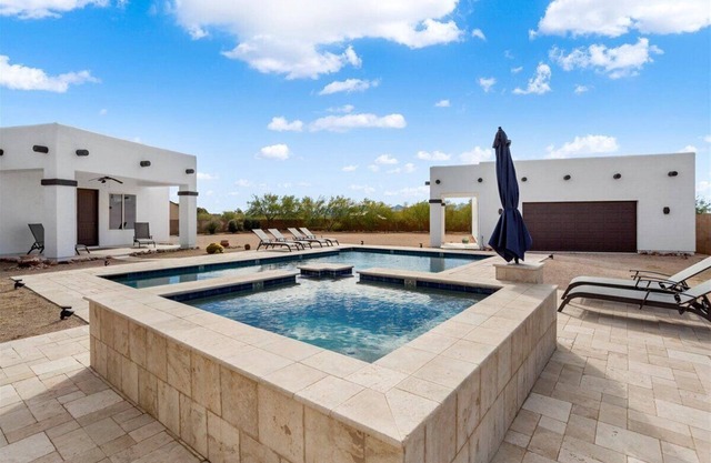 DESERT COMFORT!