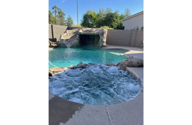 Desert Heated Spa / Pool Retreat Home
