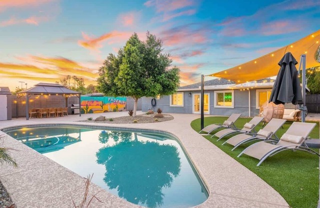 Desert Luxe 5BR | Games | Heated Pool | BBQ Grill
