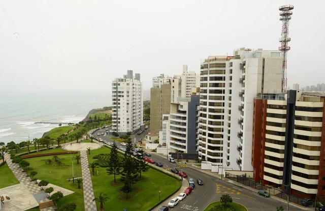 Diseñador Miraflores Apto con vistas al mar y al parque