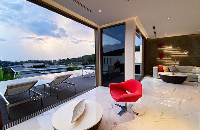 Villa de diseño con vistas panorámicas al mar y piscina de 2 habitaciones Naithon Beach num7131