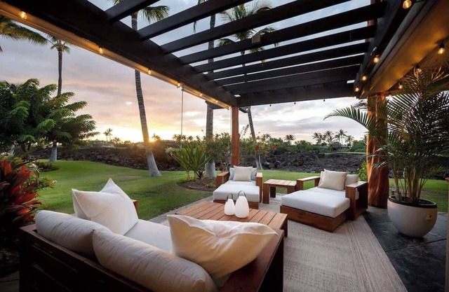 Designer Remodel | Kings + Sunset + Murals + Aloha