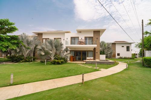 Designer Villa with Private Jacuzzi