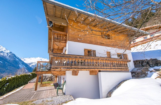 Detached chalet with garden and views