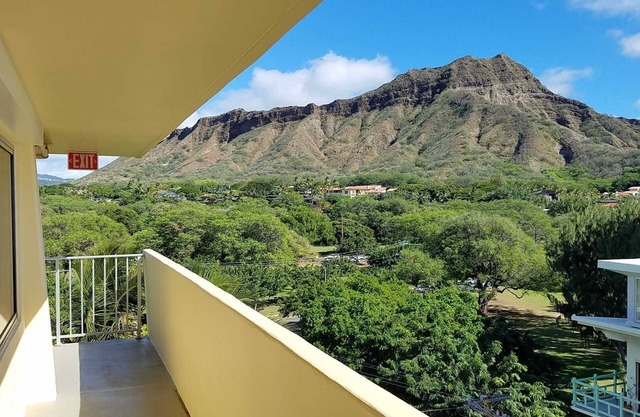 Diamond Head Beach - Estudio Queen con balcón / vista al mar