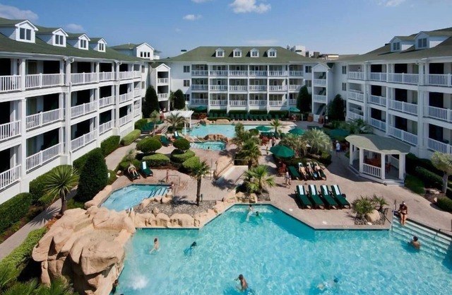 Diamond Resorts Turtle Cay Resort - 1 Bedroom Accessible Roll in Shower