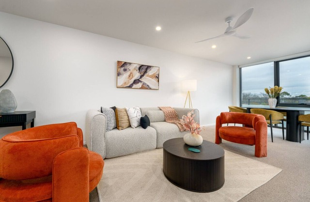 NEW TO VRBO: Contemporary 2BR Stay in the Heart of Dickson