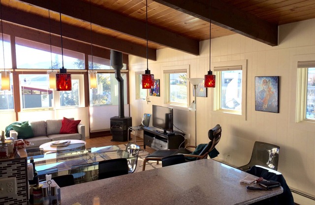 Remodelado (2015) Townhome! Todos los electrodomésticos y muebles nuevos! ¡Vistas hermosas!