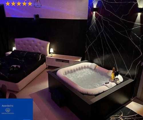 Dimora Sovrana - Deluxe Suite Matera