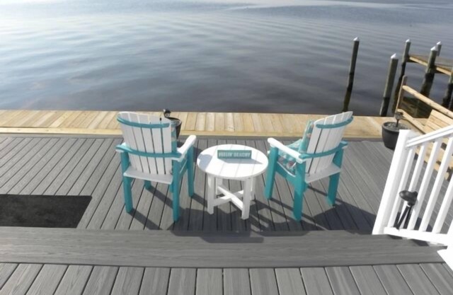 Direct Bay front home with 2 community pools and tennis