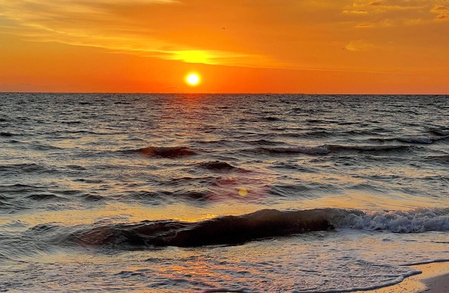 Direct Ocean Front brand new 2 bedrooms, 2 Baths Condo