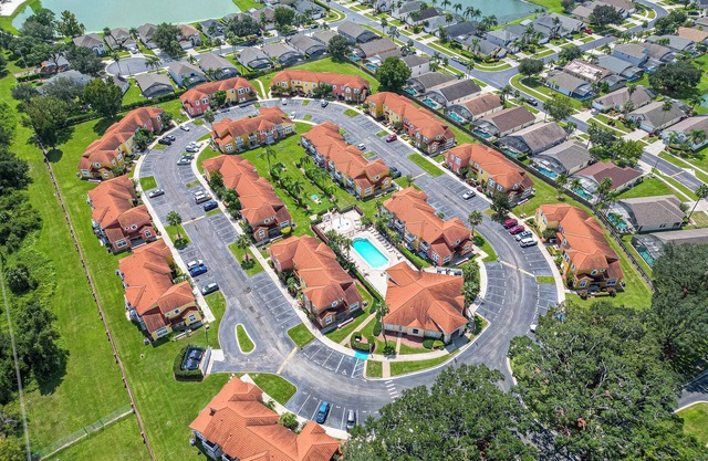 Disney 4BR Townhome/2 Masters/Gated Resort w/Heated Pools & Splash Pad