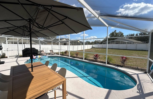 Disney / Universal - 5 bed-3 baths Villa 12ppl - Private pool. Backyard.