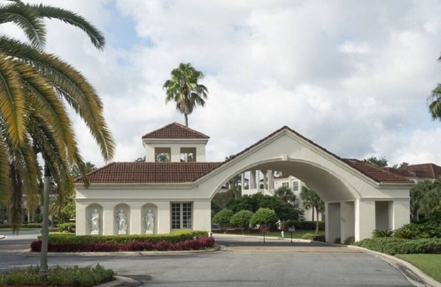 Disney Vacation at Star Island Resort! Sleeps 8!
