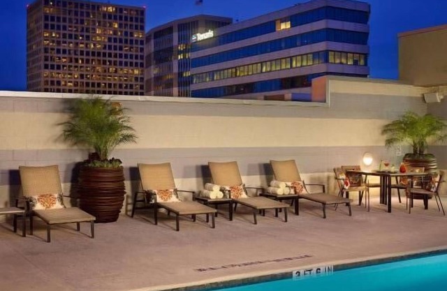 Dive Into Your Dream Vacation! 3 Posh Units, w/ Outdoor Pool, Pets are Allowed!