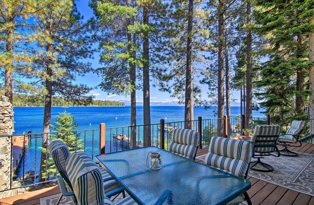 ¡NUEVO! Tahoma House con bañera de hidromasaje en el lago Tahoe.