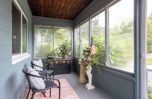 Dog Friendly - 8min to Downtown - 317Mbp