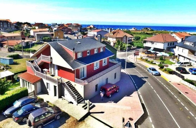 Ref. 11348 Apartamento en la playa de Razo