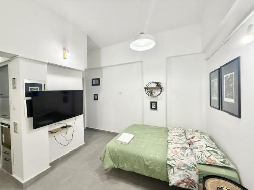 Dotan's Place By The Beach!