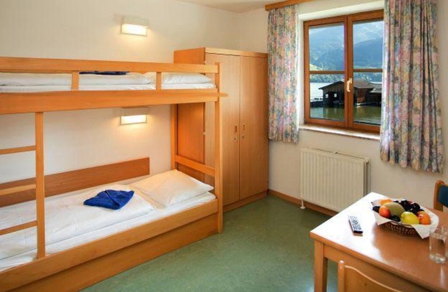Habitación doble con ducha, inodoro, no fumador - YOUNG HOTEL ZELL AM SEE