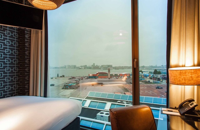 DoubleTree by Hilton Hotel Amsterdam - NDSM Wharf