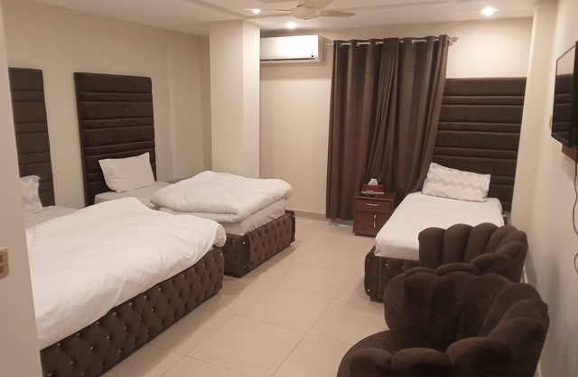 Dove Inn Hotel Barket Market