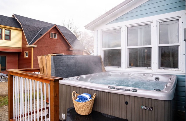Downtown Home w/ Hot Tub and Bike Storage