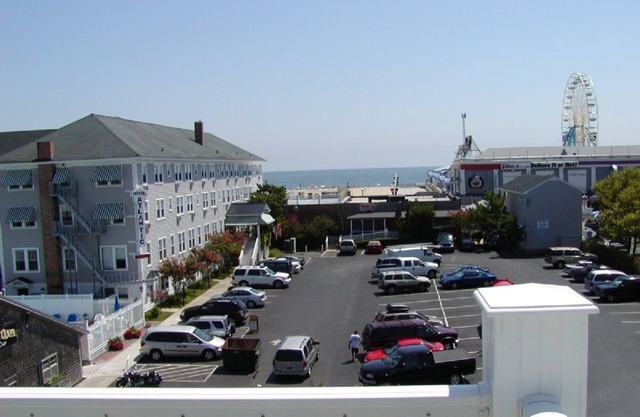 DOWNTOWN OCEAN CITY MD GRANDES VISTAS DEL OCÉANO Y BALTIMORE AVE